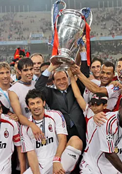 Foto do time do Milan em 2007.