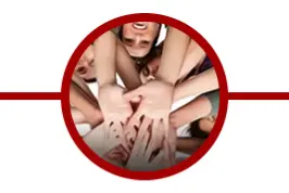 Pessoas juntando as mãos